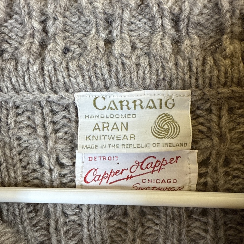 Carraig Donn Aran Sweater Cardigan Women Sz L Beige Wool Cable Knit pocket - Picture 6 of 13